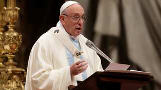 Don't extinguish migrants' hopes, Pope says on World Day of Peace