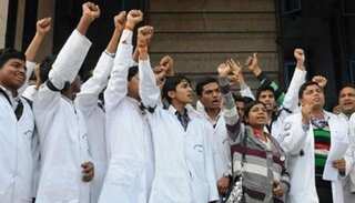 IMA doctors protest in Delhi against National Medical Commission Bill