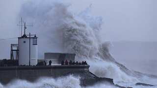 Storm Eleanor brings chaos to Europe