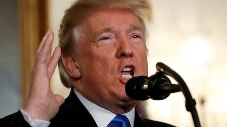 Fresh from Bannon feud, Trump meets Republicans to strategise for 2018