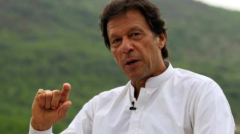 Pakistani cricketer-turned-politician Imran Khan goes incommunicado 