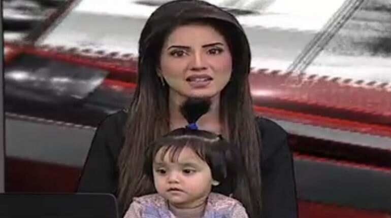 Pakistani news anchor goes on air with daughter to deliver strong message after rape & murder of minor girl