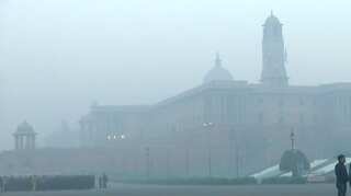 Delhi: 42 trains delayed as fog continues to hamper operations