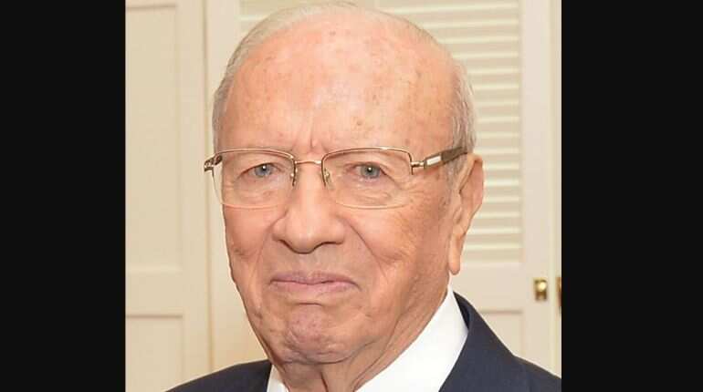 Tunisia president to meet unions, employers after unrest