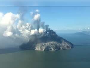 People evacuated from Papua New Guinea island after volcano explodes