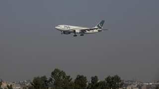 Pakistan aims to sell national airline PIA before election