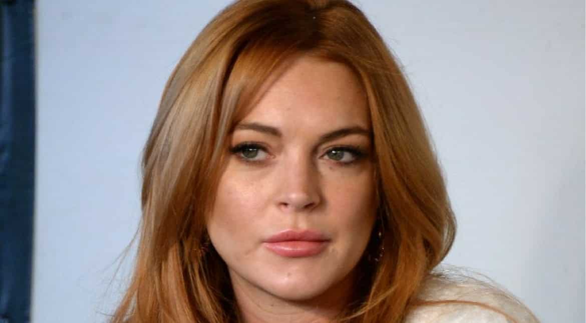 Lindsay Lohan says 'I'm back!' teasing new single amid pandemic Lindsay Lohan says 'I'm back!' teasing new single amid pandemic