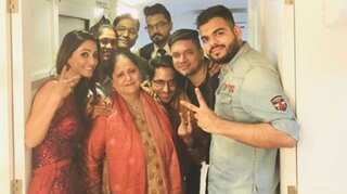 Here's Hina Khan first photo with family, boyfriend and team after coming out of Bigg Boss house