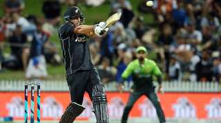 De Grandhomme seals Black Caps win over Pakistan
