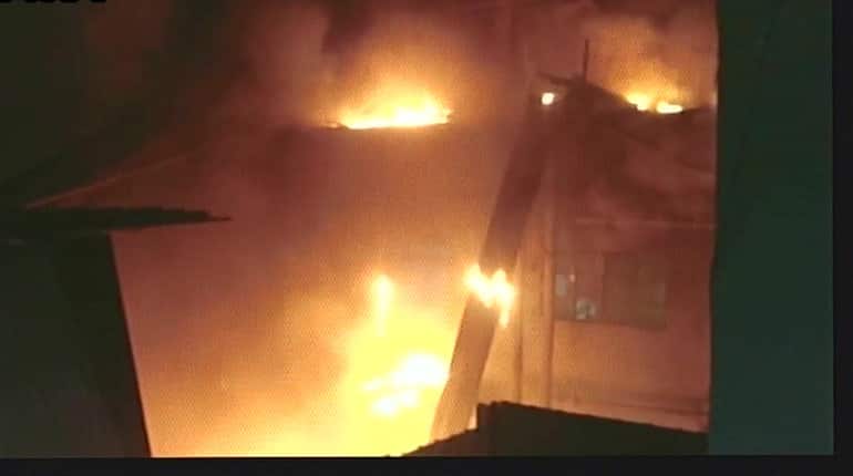 Fire breaks out in West Delhi factory, 25 fire tenders at spot Fire breaks out in West Delhi factory, 25 fire tenders at spot