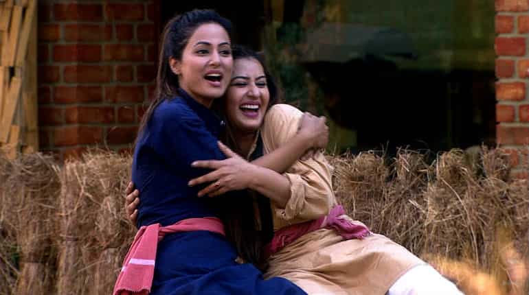 Opinion: Hina Khan's defeat and Shilpa Shinde's win in Bigg Boss 11 reflect on the regressive Indian society