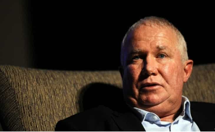 Zimbabwe opposition leader Roy Bennett and wife die in helicopter crash Zimbabwe opposition leader Roy Bennett and wife die in helicopter crash