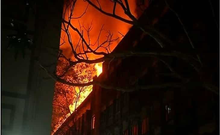 Major fire breaks out at Navrang Studio in Mumbai Major fire breaks out at Navrang Studio in Mumbai