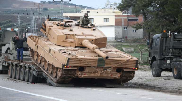 Turkish troops enter Syria in operation against Kurdish militia