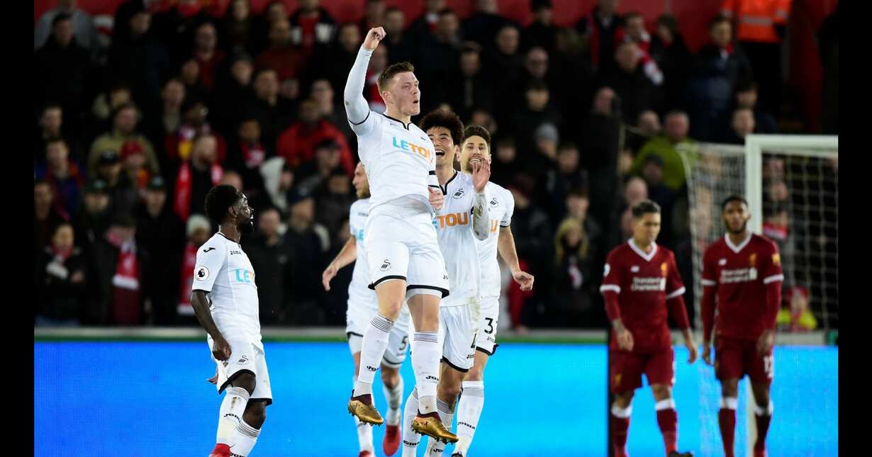 EPL: Liverpool suffers surprise defeat against Swansea EPL: Liverpool suffers surprise defeat against Swansea