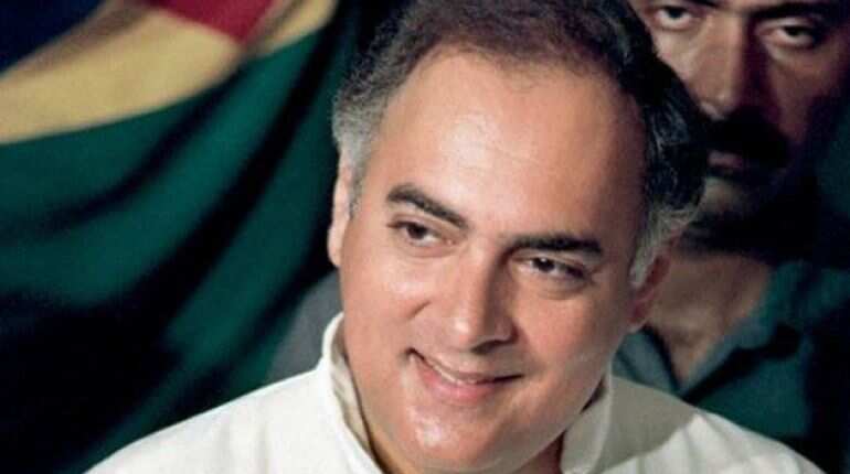 Rajiv Gandhi assassination case: SC allows convict to petition for release