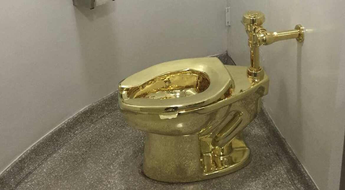 Trump, Melania ask Guggenheim for Van Gogh painting, it offers them used gold toilet instead