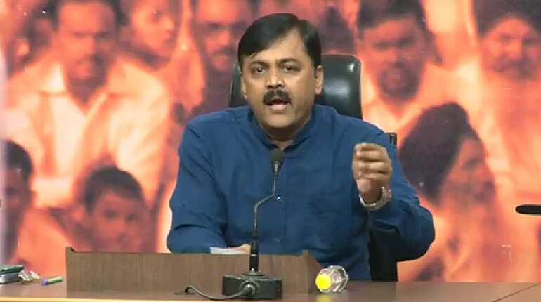 Mamata government making mockery of democracy, constitutional propriety: BJP