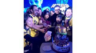 Watch: Aamir Khan promotes 'Secret Superstar' in Shanghai, dances on Sexy Baliye
