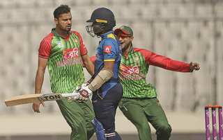 Bangladesh captain Mashrafe Mortaza fined for yelling at opponent
