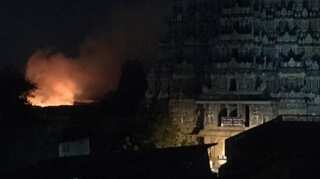 Over 30 shops gutted in major fire at Madurai temple complex