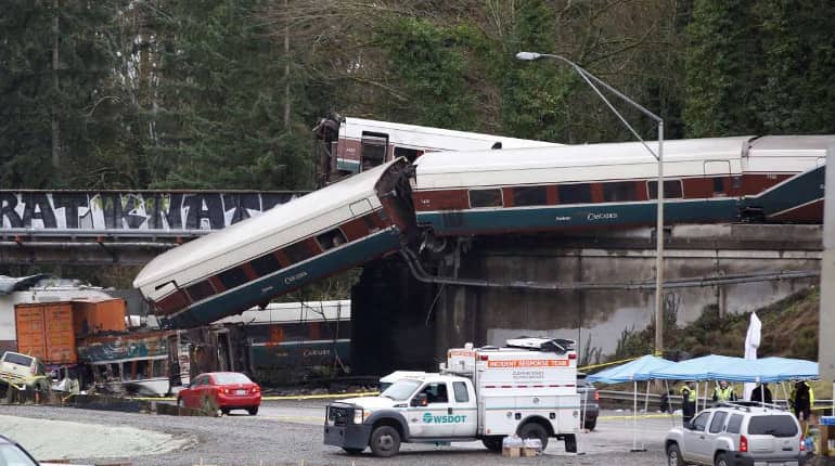 At least 2 dead, 50 injured in South Carolina train wreck At least 2 dead, 50 injured in South Carolina train wreck
