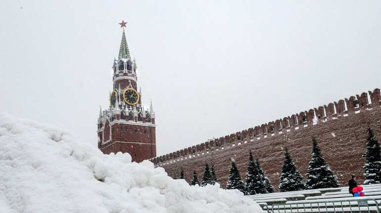Record snowfall hits Moscow