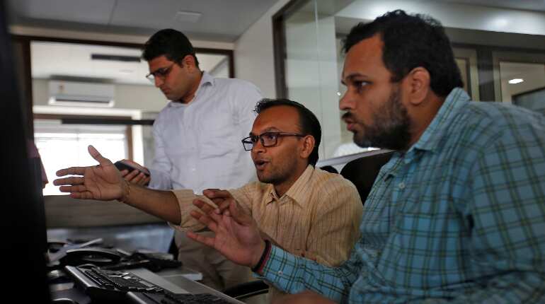 Bond yields rise further tracking US peers; RBI in focus