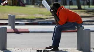 Cash or custody: Israel begins deporting African migrants