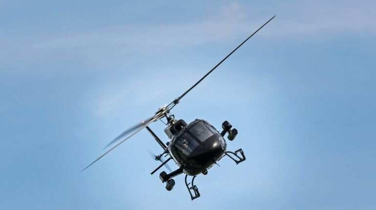 2 people killed as helicopter crashes in residential area of Pennsylvania