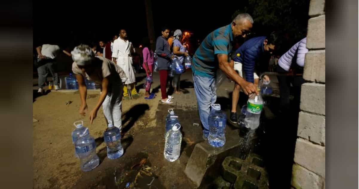 Drought forces some Cape Town residents into midnight queues for water