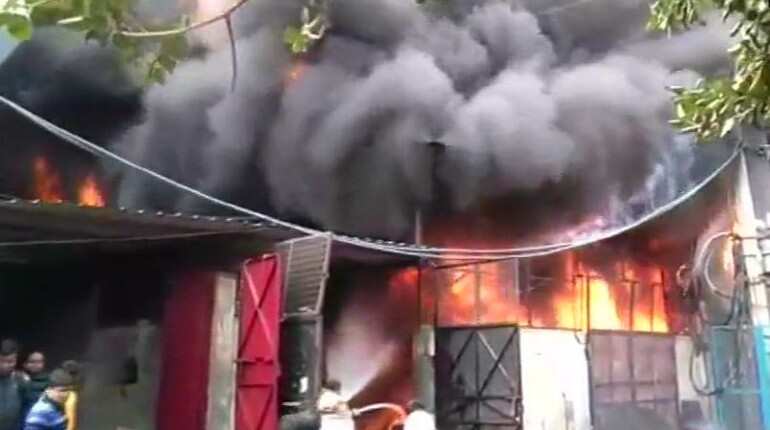 Fire breaks out at shoe factory in Delhi