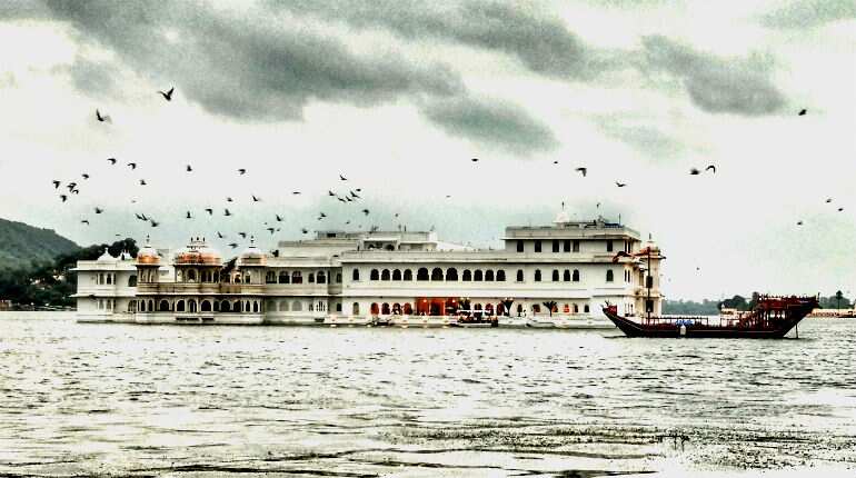 Udaipur, Ranthambore, Kochi: 5 getaways to take your partner to this Valentine's Day Udaipur, Ranthambore, Kochi: 5 getaways to take your partner to this Valentine's Day