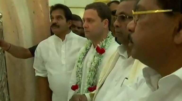 Rahul Gandhi visits dargah ahead of Karnataka polls