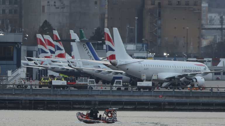 London airport to reopen after WWII bomb removed London airport to reopen after WWII bomb removed