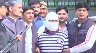 Suspected IM terrorist caught, Delhi Police say he was involved in bombings that killed 165 people