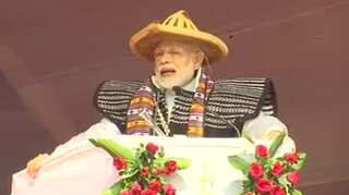 Left govt believes in 'gun-tantra': PM Modi in Tripura