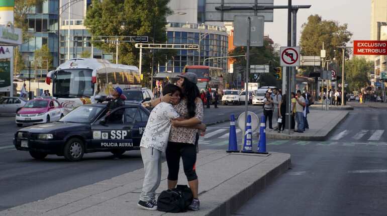 Magnitude 7.2 quake hits Mexico, buildings sway in capital Magnitude 7.2 quake hits Mexico, buildings sway in capital