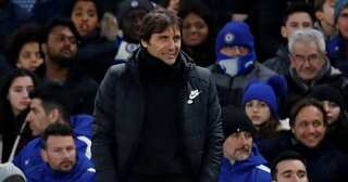 Chelsea stroll past Hull into FA Cup quarter-finals