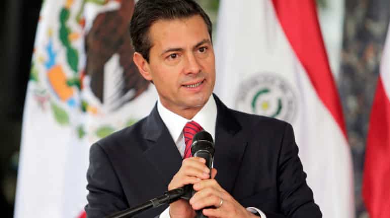 Mexican presidential race kicks off with nominations