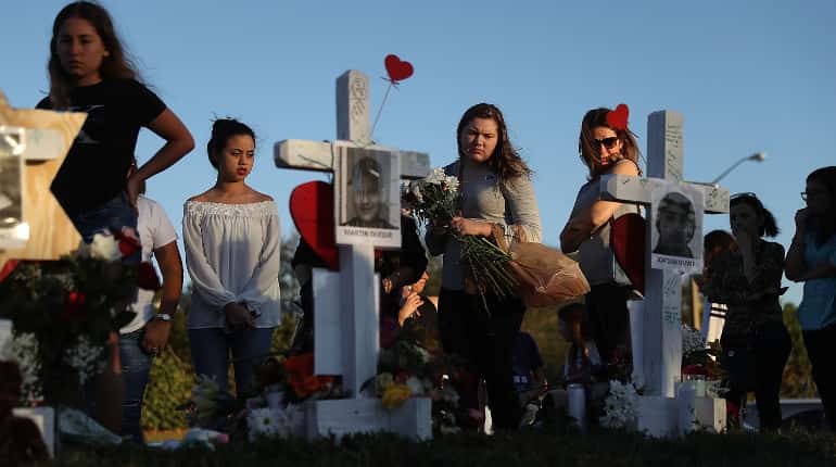 Florida school shooting survivors to march on Washington, call for gun reform