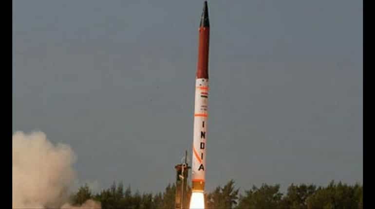 India successfully test-fires nuclear-capable Agni-II missile