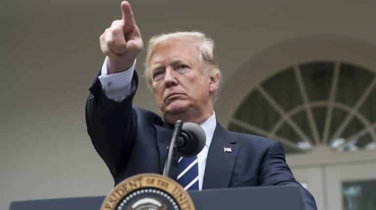 'I never said give guns to teachers,' tweets Trump 'I never said give guns to teachers,' tweets Trump