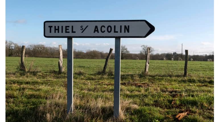 Chinese billionaire sees baguette goldmine in French fields Chinese billionaire sees baguette goldmine in French fields