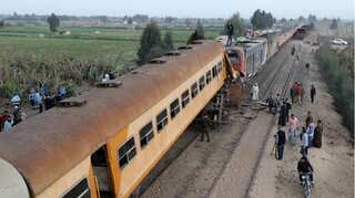 At least 15 people killed in Egyptian train crash
