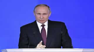 Russia test-fires 'ideal' hypersonic missile