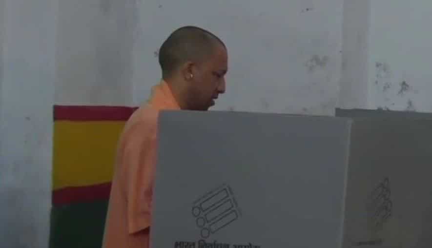 40% polling in Gorakhpur, 29 in Phulpur till 4 pm: EC officials