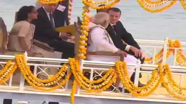 Macron, Modi, Yogi take boat ride