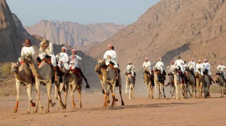 Saudi Arabia plans to issue tourist visas in April Saudi Arabia plans to issue tourist visas in April