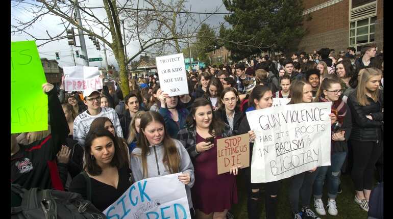 '#ENOUGH': US students stage walkout against gun violence